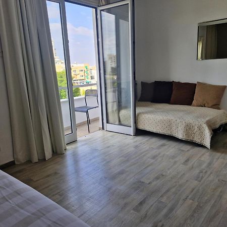 Апартаменты Downtown Living By 'Flats Nicosia' Экстерьер фото