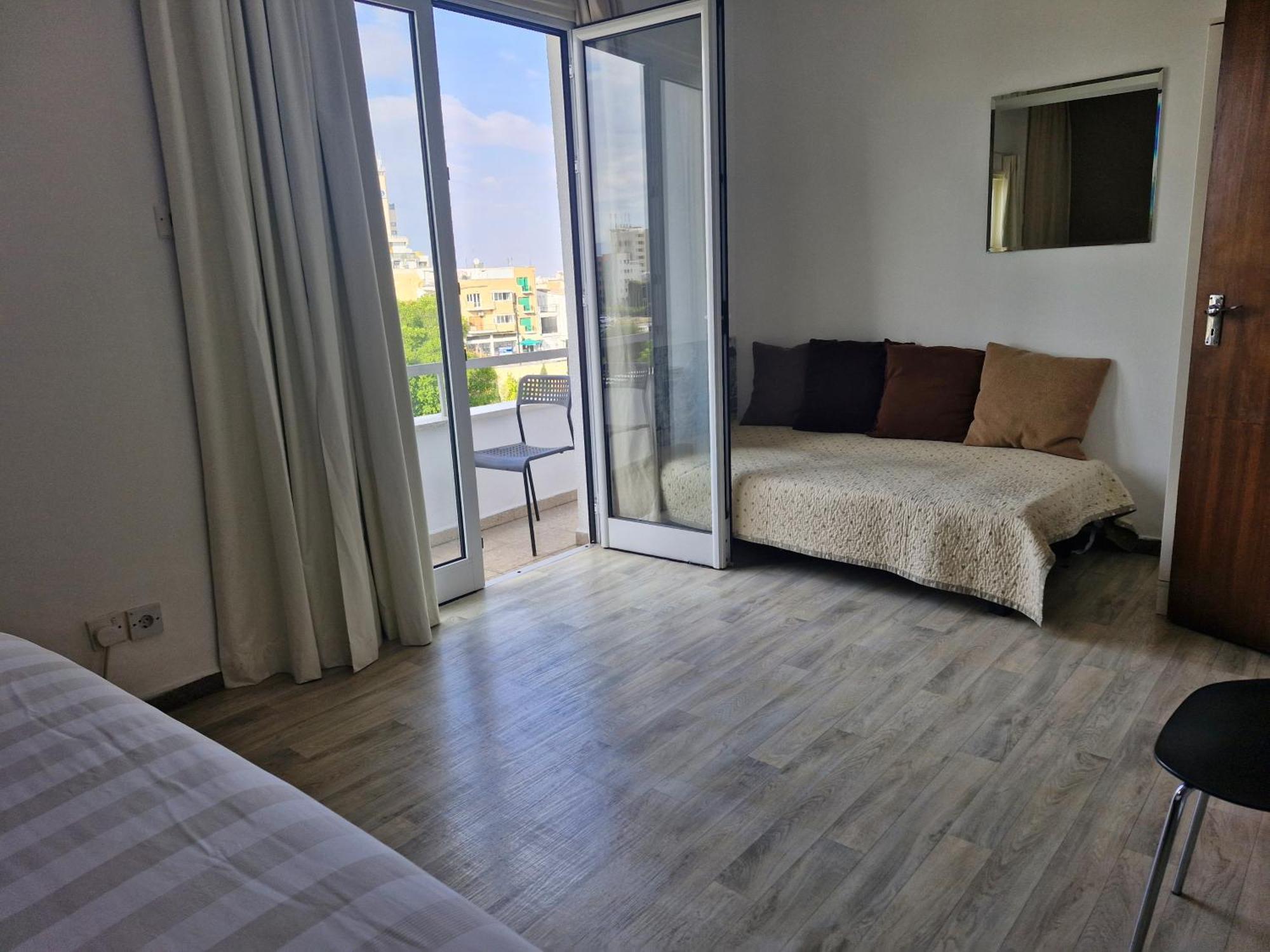 Апартаменты Downtown Living By 'Flats Nicosia' Экстерьер фото