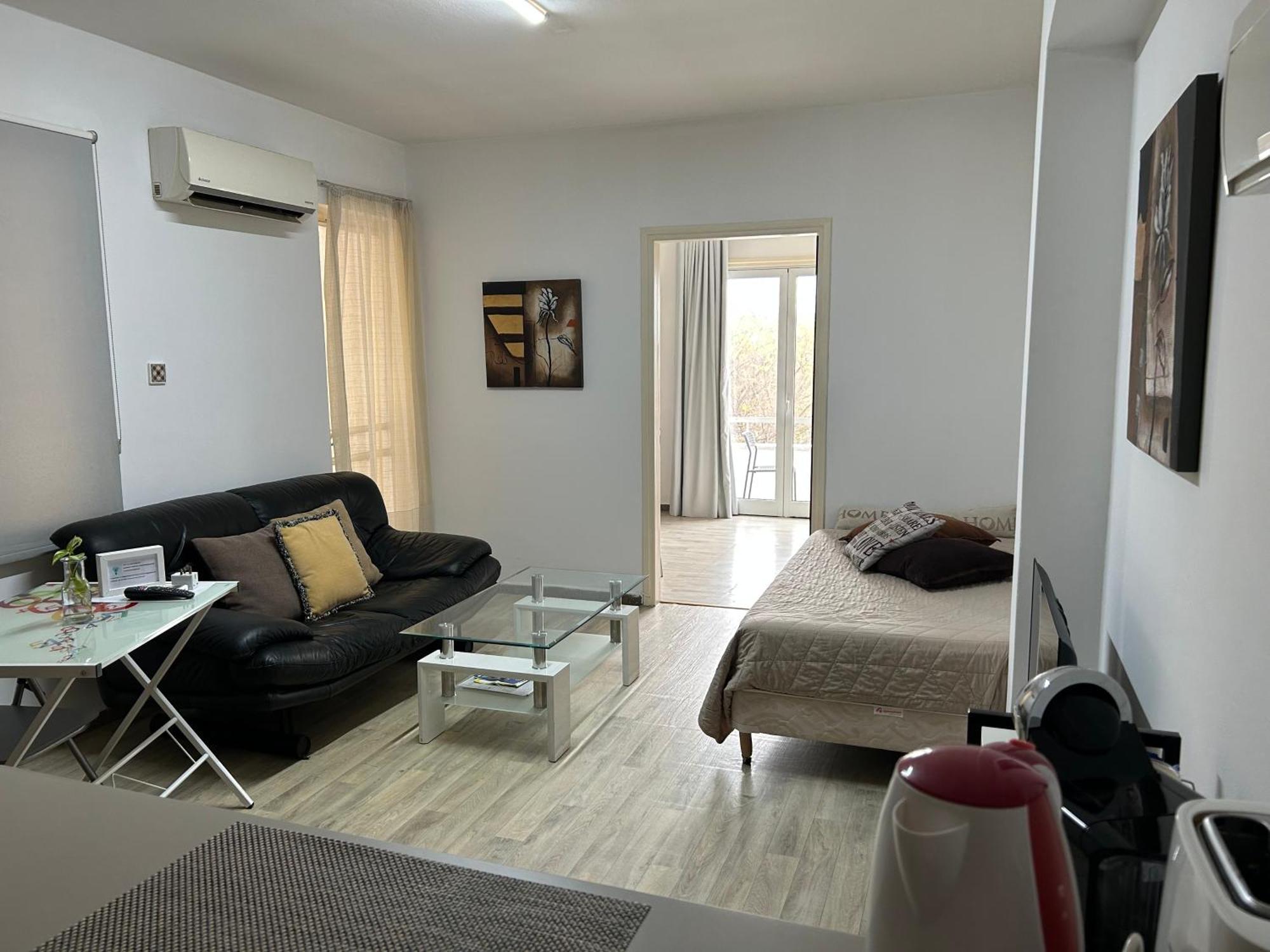 Апартаменты Downtown Living By 'Flats Nicosia' Экстерьер фото